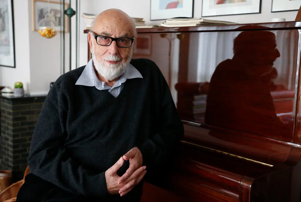 François Englert em 2012, em sua casa em Bruxelas. (Crédito da fotografia: Cortesia © Copyright All Rights Reserved/ Managed/ Direitos autorais: Divulgação/ Francois Lenoir/Reuters ®/ REPRODUÇÃO/ TODOS OS DIREITOS RESERVADOS)