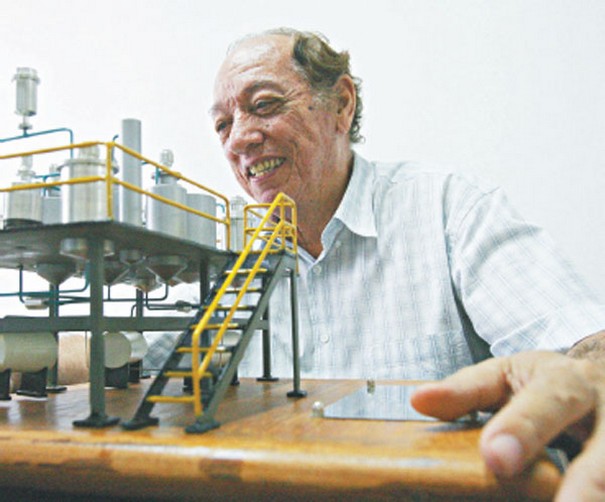 Expeditode Sá Parente, engenheiro químico e pesquisador cearense,  considerado o pai do biodiesel.