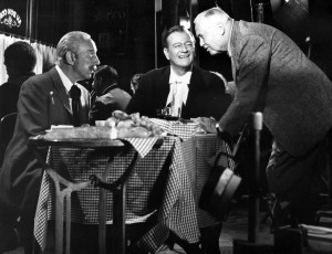 Lloyd Nolan (esq), John Wayne (centro) e o diretor Henry Hathaway