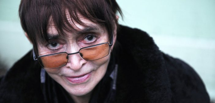 Vera Chytilová em foto de 2 de fevereiro de 2009 (Foto: AP/CTK, Rene Volfik)