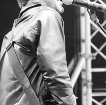 O cantor, guitarrista e compositor Bruno Nunes. (Foto: Reprodução)