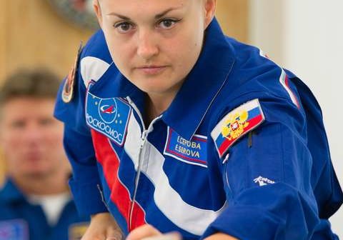 Elena Serova será a primeira mulher na ISS desde 1997 (Foto: AFP)