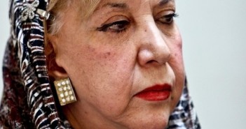 Simin Behbahani a “Leoa do Irã”