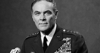 General Alexander Haig, serviu em três governos republicanos. (Foto: AP-21mar.1978)