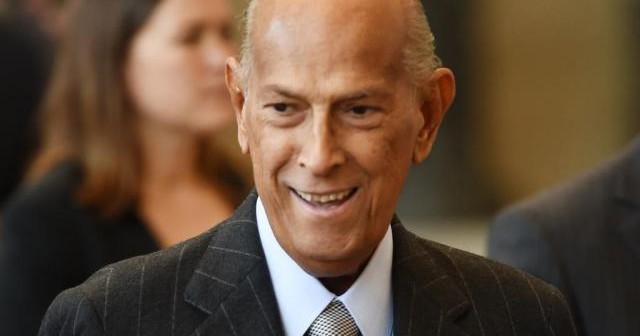 De la Renta foi um ícone latino-americano da moda mundial (Foto: Stan Honda / AFP)