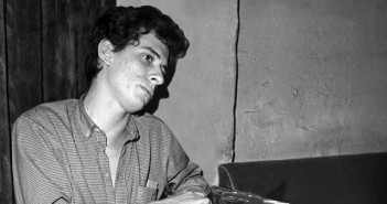 Torquato Neto, poeta da Tropicália e ícone do cinema marginal