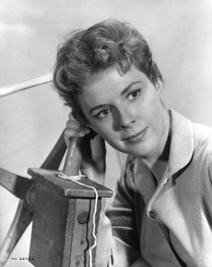 Mala Powers, atriz americana, que alcançou a fama em filmes dos anos 1950