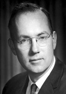 Charles Hard Townes, em foto de 1964: inventor do laser. (Foto: Roy Kaltschmid/Nobel Foundation/Wikimedia Commons)