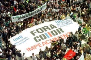 Brasil, São Paulo, SP. Passeata de estudantes a favor do impeachment do presidente Collor. - (Crédito:ARI VICENTINI/ESTADÃO CONTEÚDO/AE/Codigo imagem:6306)