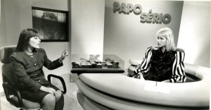 Em 1991, Xuxa estreou o quadro "Papo Sério", no qual ela entrevistava autoridades e especialistas em diversas áreas