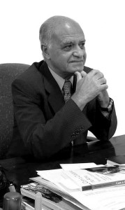O fundador da Faculdades Integradas Hélio Alonso (Facha), professor Hélio Alonso  (Foto: Reprodução). 
