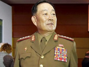 O ministro da Defesa da coreia do Norte, Hyon Yong Chol. (Foto: Sergei Karpukhin / Reuters)