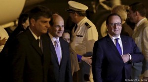 Hollande chega a Havana para visita histórica