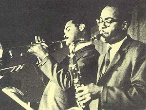 O trompetista Art Farmer e o saxofonista tenor Benny Golson na década de 60, quando integravam o grupo "The Art Farmer And Benny Golson Jazztet", um dos grupos de Hard-Bop mais sofisticados da época. 