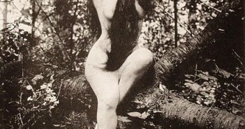 (Uma Filha dos Deuses)