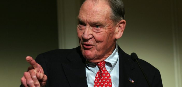 John "Jack" Bogle, fundador do Grupo Vanguard em 11 de abril de 2005. (Photo by Ken Cedeno/Bloomberg via Getty Images)