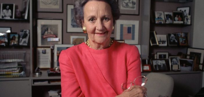 Editora do Washington Post Katharine Graham, a mulher mais influente da história da imprensa americana. (Foto: Wally McNamee / Corbis via Getty Images/ TODOS OS DIREITOS RESERVADOS))