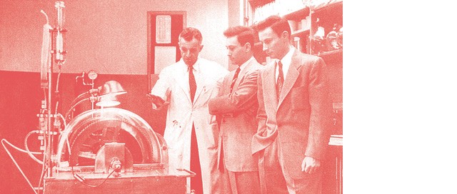 Em 1954, cirurgiões de Boston realizam o primeiro transplante de órgão, um rim