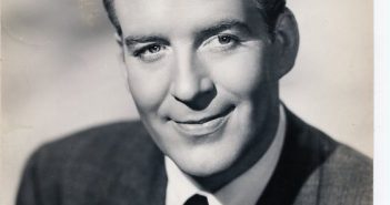 Dick Foran, ator cantor; Foi veterano de filmes de faroeste. (Crédito da foto: CORTESIA AbeBooks / REPRODUÇÃO /DIREITOS RESERVADOS)