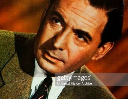 Retrato fotográfico de Leo Genn. (Foto por: Universal History Archive/Universal Images Group via Getty Images)