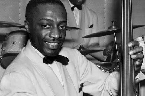 Milt Hinton, reitor dos baixistas de jazz. (Crédito da fotografia: Oberlin College and Conservatory / REPRODUÇÃO / DIREITOS RESERVADOS)