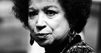 Alice Childress, romancista. (Crédito da fotografia: Cortesia New Perspectives Theatre Company / REPRODUÇÃO / DIREITOS RESERVADOS)