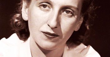 Vera B. Lawrence, pianista e historiadora da música americana. (Crédito da fotografia: Cortesia IMDb / REPRODUÇÃO / DIREITOS RESERVADOS)