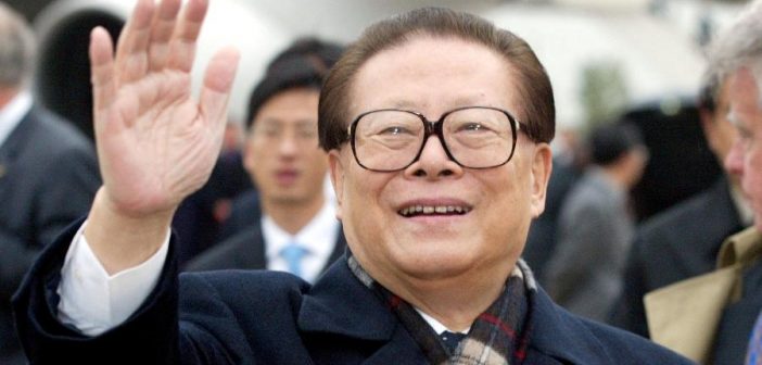 Jiang Zemim deixou o cargo de presidente em 2003. (Imagem: Scott Olson/Pool via REUTERS)