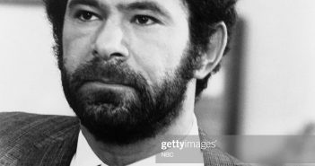 OS ARQUIVOS ROCKFORD -- Foto: Stuart Margolin como Angel -- (Foto por: NBCU Photo Bank/NBCUniversal via Getty Images via Getty Images)