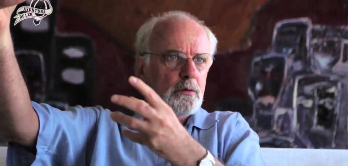 Sergio Flaksman, tradutor de Coetzee e Gore Vidal. (Crédito da fotografia: Cortesia YouTube / REPRODUÇÃO / DIREITOS RESERVADO)