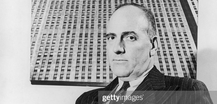 ESTADOS UNIDOS - CIRCA 1940: EUA, Nova York. Arquiteto americano Wallace K. Harrison, década de 1940 (foto de Keystone-France/Gamma-Keystone via Getty Images)