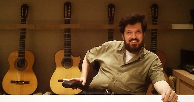 O violonista Sérgio Abreu deixa obra erudita reconhecida pelo rigor técnico — (Foto: Reprodução / Internet)