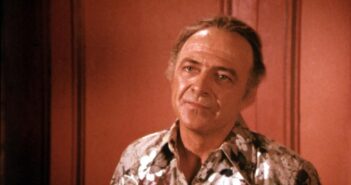 Ed Flanders, ator conhecido por seu trabalho em 'St. Em outro lugar'. (Crédito da fotografia: Cortesia Rotten Tomatoes/ REPRODUÇÃO/ DIREITOS RESERVADOS)