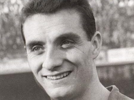Josep Maria Fusté, ex-jogador do Barcelona, morreu nesta quinta-feira (20) Imagem: Divulgação/Barcelona
