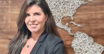 Fabiana Alves é a primeira mulher a ocupar o cargo de CEO Brasil no Rabobank. (Crédito da fotografia: Rabobank/Divulgação/ 28mar23)