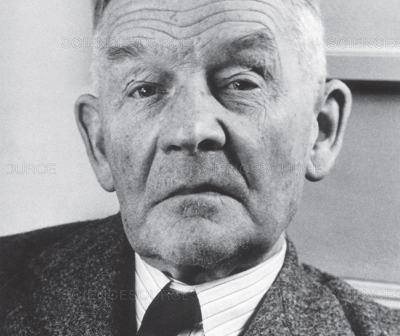 FREDERICK SODDY, CIENTISTA. (Crédito da fotografia: Cortesia © Resumo da Indústria Química/ REPRODUÇÃO/ DIREITOS RESERVADOS)