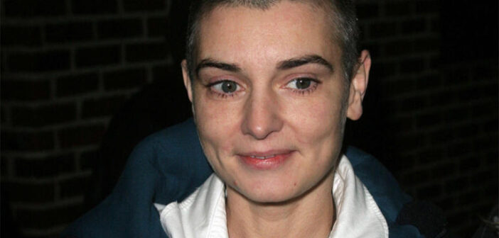 Sinead O'Connor (© Fornecido por BANG Showbiz Brazil)