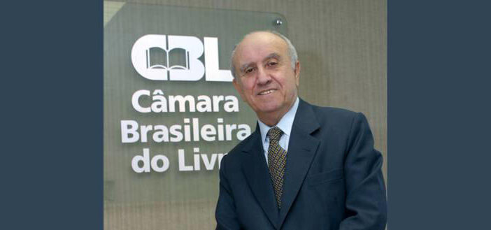 Oswaldo Siciliano, fundador da rede de livrarias Siciliano. (Foto: Reprodução/Câmara Brasileira do Livro © Fornecido por Estadão)
