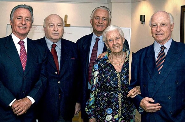 Da esquerda para a direita: os irmãos Frederico, Germano, Klaus e Jorge