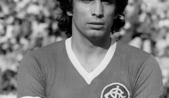 Marinho Peres foi campeão brasileiro com o Internacional em 1974 Divulgação/Internacional