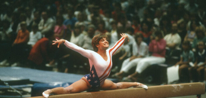 Mary Lou Raton foi a primeira atleta a ganhar uma melhada de ouro para os EUA em prova individual. © Mary Lou Retton