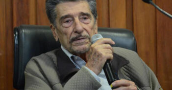 Idibal Pivetta, em 2013, durante depoimentos realizados na Comissão da Verdade da Alesp. Foto: Mauricio Garcia de Souza © Fornecido por Estadão