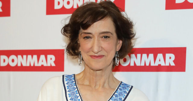 Haydn Gwynne, que se tornou conhecida pela sua participação na sitcom britânica da década de 1990, 'Drop the Dead Donkey'. © Getty Images