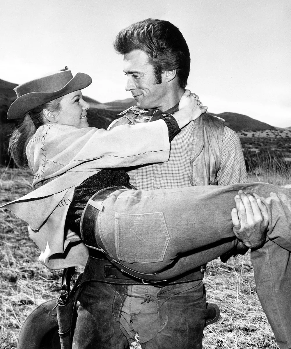 Judy Nugent e Clint Eastwood em um episódio de 'Rawhide' de 1960. CORTESIA DA COLEÇÃO EVERETT