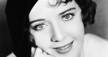 Ruby Keeler, retrato da Warner Bros., por volta de 1933