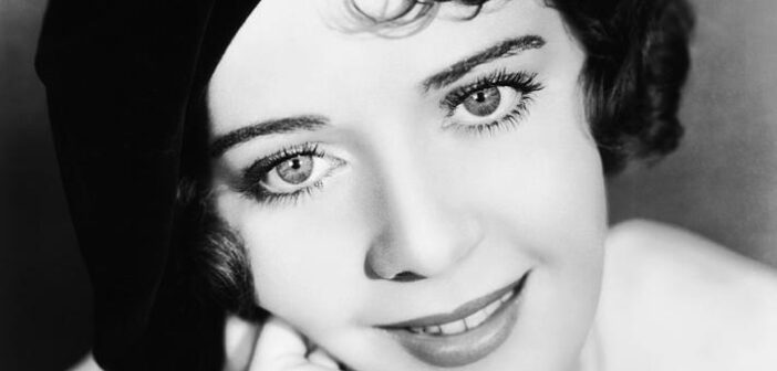 Ruby Keeler, retrato da Warner Bros., por volta de 1933