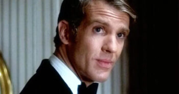 Peter White, da pioneira obra gay “Os Rapazes da Banda”. © Divulgação/Cinema Center