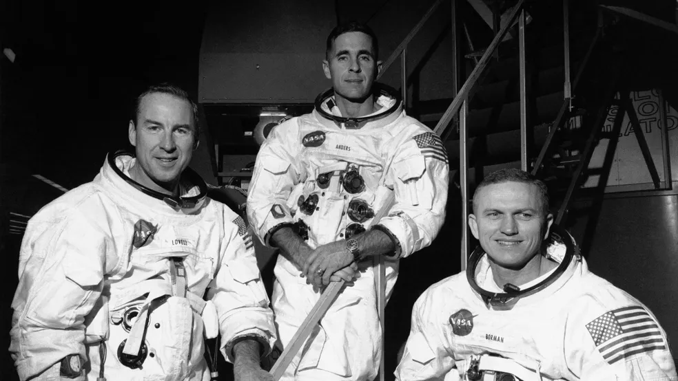 Astronautas da Apollo 8, a partir da esquerda: James Lovell, piloto do módulo de comando; William Anders, piloto do módulo lunar; e Frank Borman, comandante — Foto: Arquivo / AP Photo