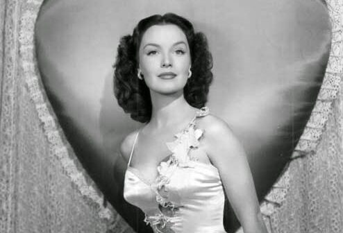 Dorothy Hart; A garota da capa dos anos 1940 atuou em 'The Naked City' e 'Tarzan' (Créditos autorais: Laura's Miscellaneous Musings/ TODOS OS DIREITOS RESERVADOS)