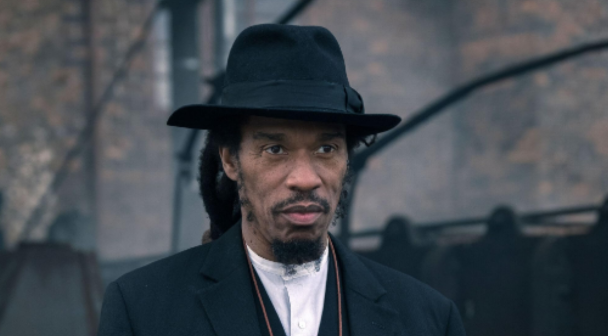 Benjamin Zephaniah em Peaky Blinders IMDB/Reprodução